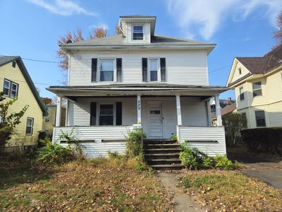 229 Whiting Ln, West Hartford, CT, 06119