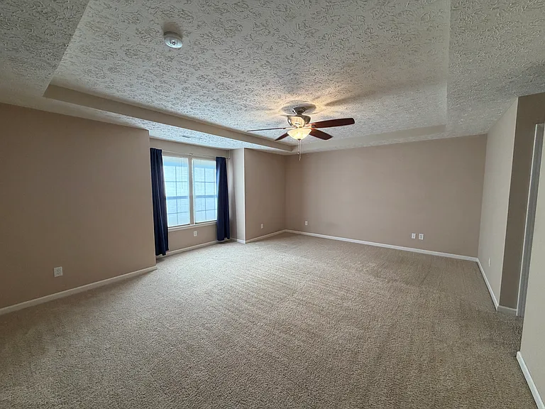2537 Thorney Wood Ln — Photo 17