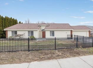 5401 Holly Way, West Richland, WA