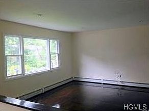 4th image of 2 Strathmore Dr