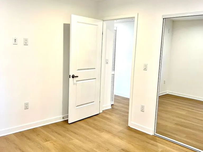 14333 Sylvan St — Photo 55