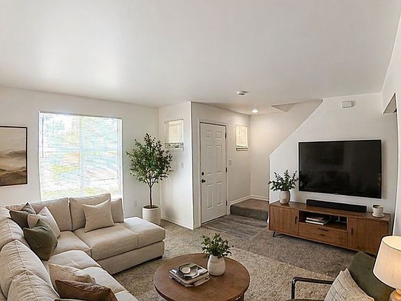 3rd image of 305-377 E Missouri Ave #24