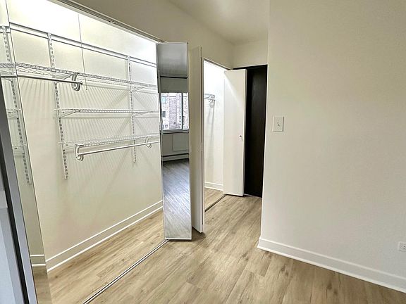 4th image of 404 Inland Dr APT 2B