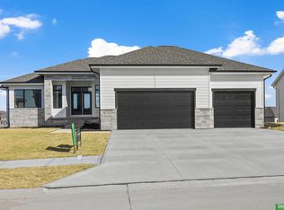 10211 S 191st St, Omaha, NE 68136