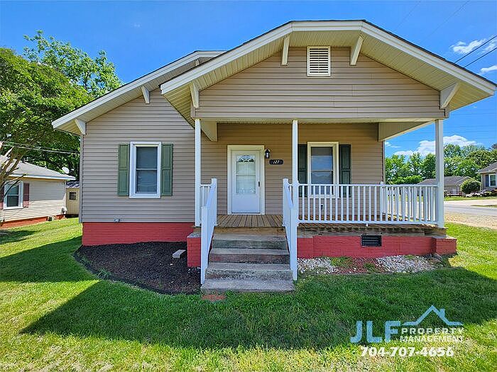 1st image of 127 Poplar St