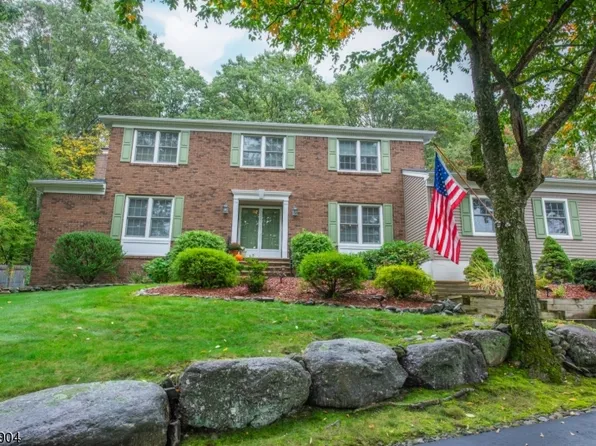 142 Rolling Ridge Rd, West Milford Twp., NJ 07480