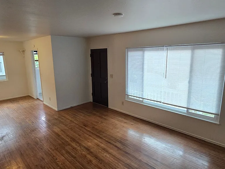 778 Litchfield Ave — Photo 7