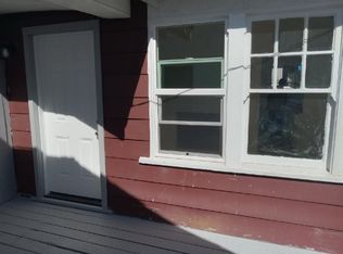386 1/2 W 12th St, San Pedro, CA 90731
