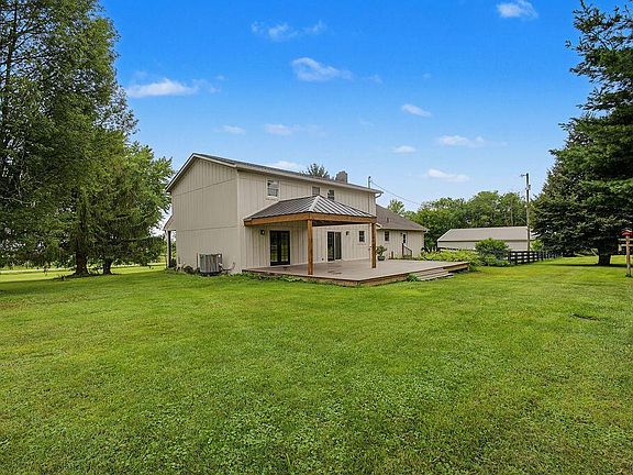 2nd image of 5580 Vanatta Rd