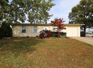 220 View Point Ln, Lake Saint Louis, MO 63367