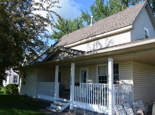 330 Cypress St N, Cambridge, MN 55008