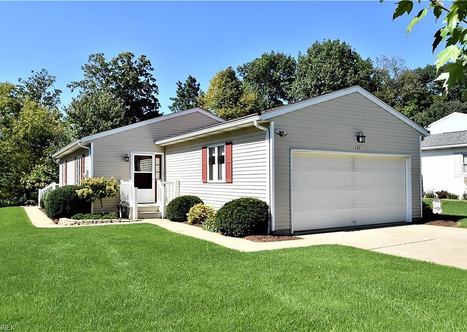 1st image of 131 Royal Crest Dr