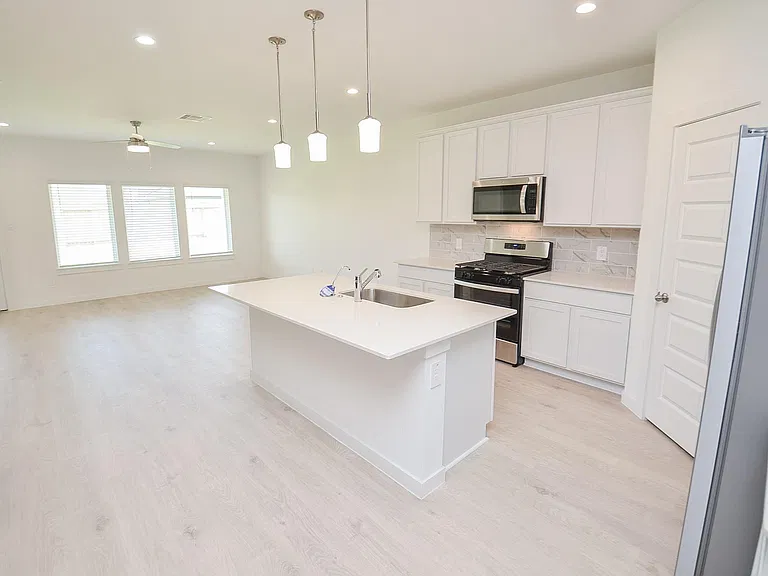 4218 Berwick Park Ln — Photo 7