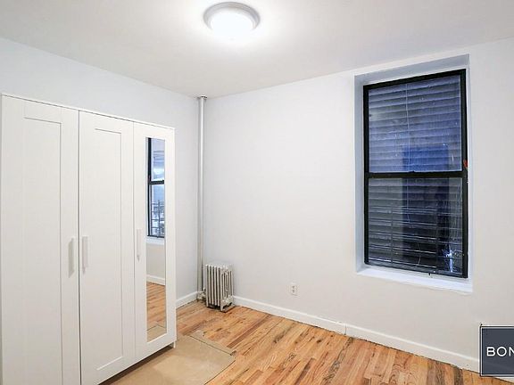 2nd image of 1120 Fox St APT 1C