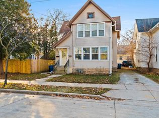 107 Fulton Ave, Oshkosh, WI 54901