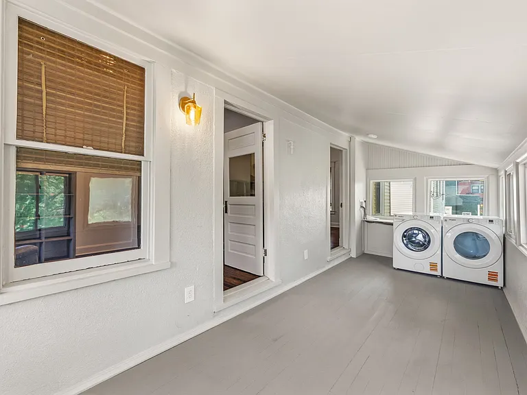 3910 Mercier St #2 — Photo 35