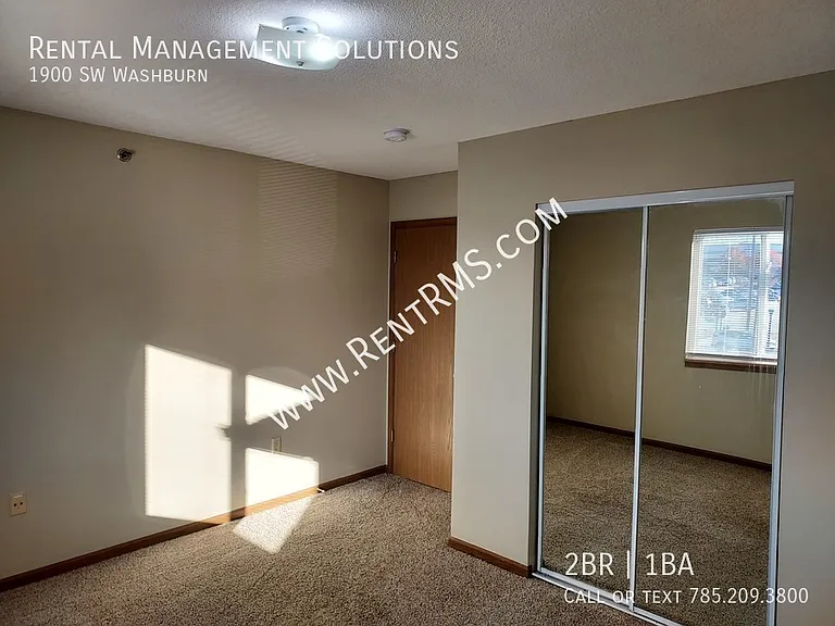 1900 SW Washburn Ave — Photo 14