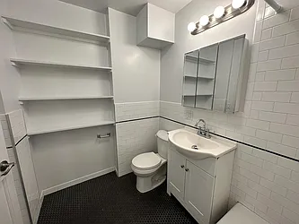 Rented by CENTURY 21 Awaye Realty