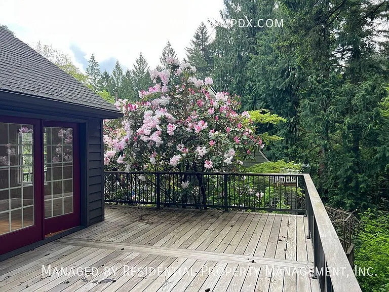 1938 SW Edgewood Rd — Photo 61