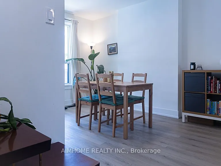 6 Macklem Ave — Photo 4