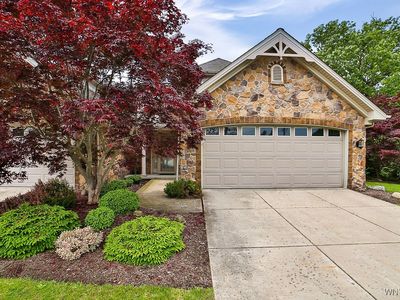 330 Tennyson Ter, Williamsville, NY, 14221