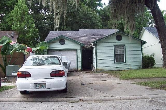 1st image of 246 Aquarius Cir W