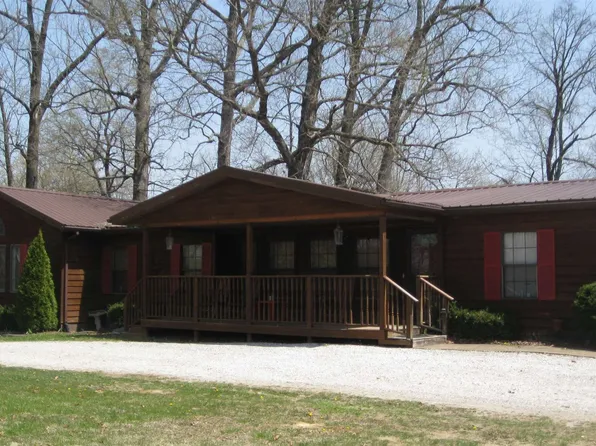 2266 Vfw Rd, Mitchell, IN 47446