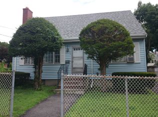 66 Edgemere Rd, West Roxbury, MA 02132