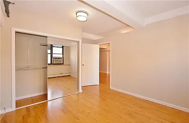 Rented by R New York