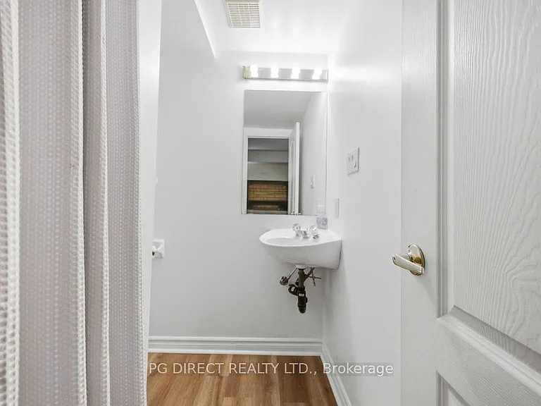 1901 Dundas St E #A-82A — Photo 29