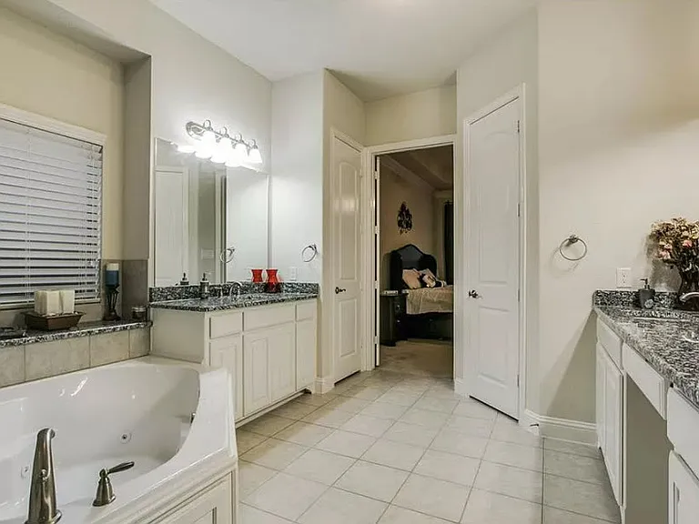 4639 Canal St — Photo 15