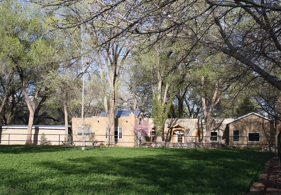 1st image of 650 Country Ln
