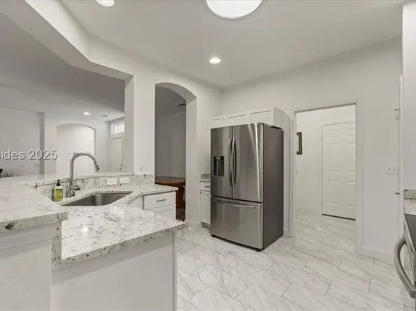 61 Hampton Cir, Bluffton, SC 29909