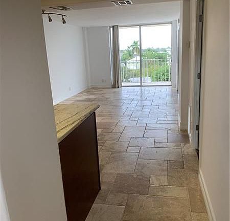 4th image of 1777 SE 15th St APT 508