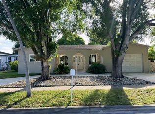 880 SW 49th Ter, Pompano Beach, FL 33068
