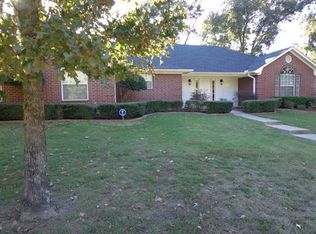 329 Forest Hills Dr, Hallsville, TX 75650