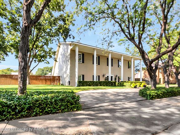 2nd image of 7228 Versailles Dr
