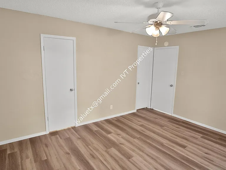7912 Echo Wind St #7912 — Photo 21