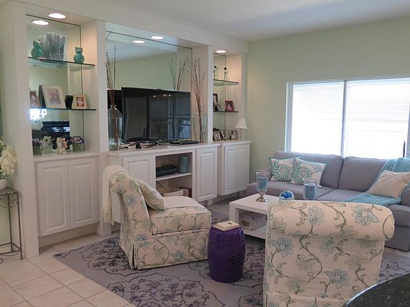 Beautiful built in wall unit