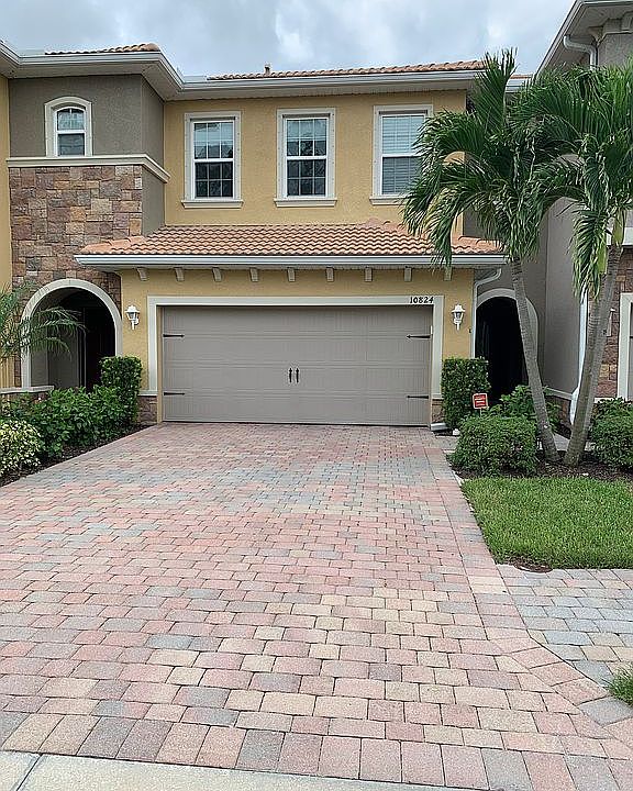 1st image of 10824 Alvara Point Dr
