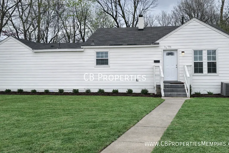 4376 Willow Rd — Photo 1