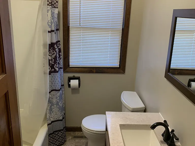 306 E 3rd St #1 — Photo 9