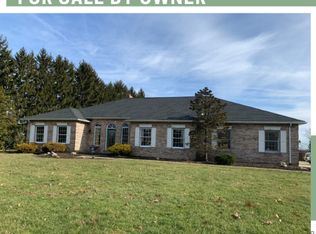 812 S Prospect Ave, Hartville, OH 44632