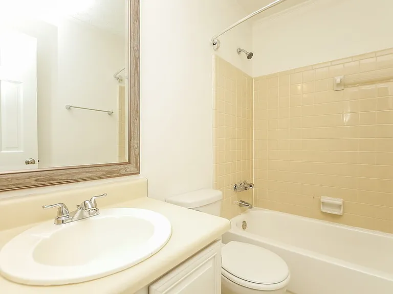 154 County Cork Dr SW — Photo 15