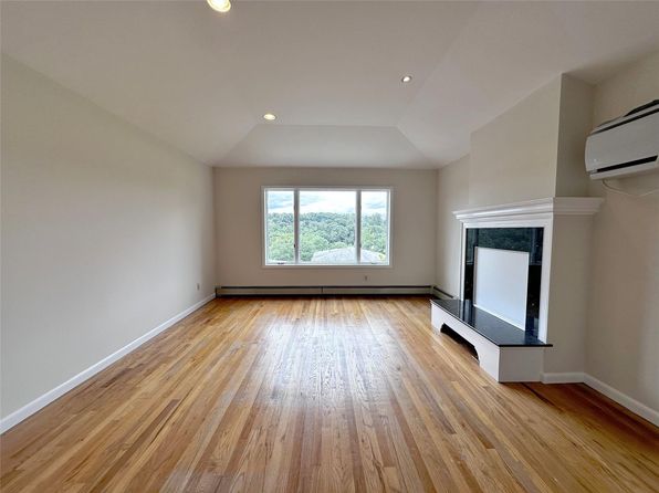 148 Bennett Ave #L2