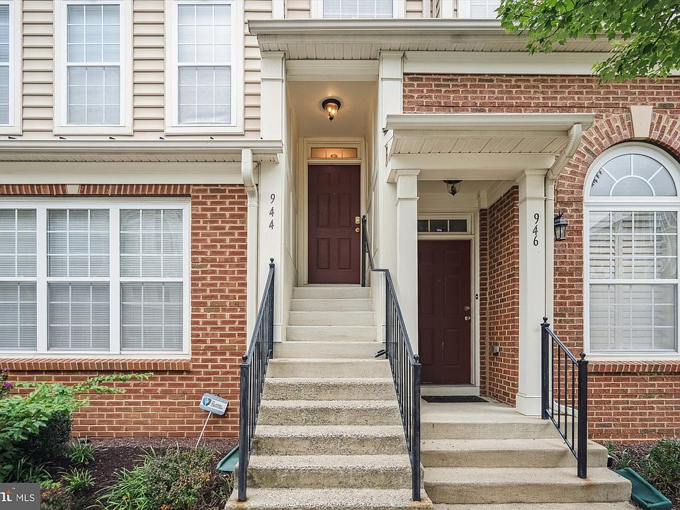 1st image of 944 Pine Forest Ln #1712