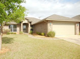 15953 Sky Run Dr, Edmond, OK 73013