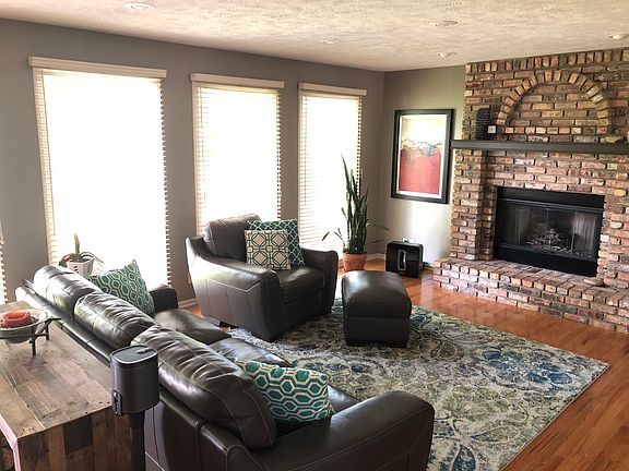 2nd image of 4914 N 135th Ave