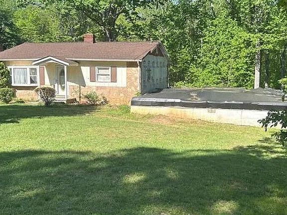 2nd image of 11820 Cornwell Dr