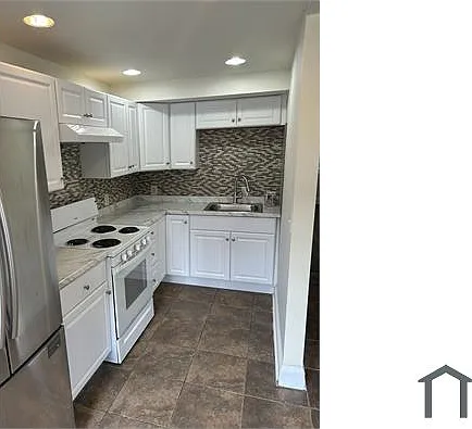 1367 Edgehill Rd — Photo 5